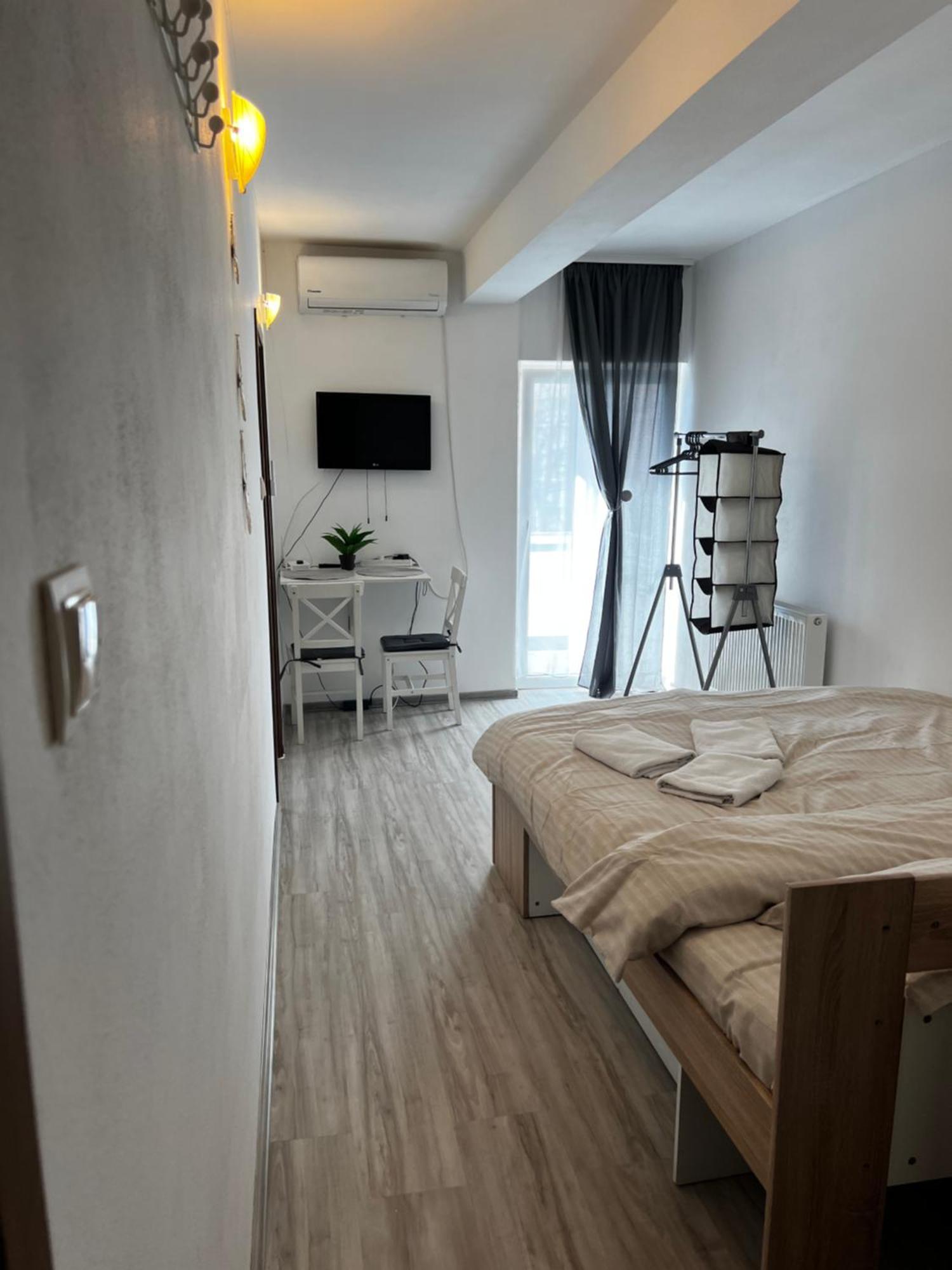 Casa Habana 2 Apartment Oradea Exterior photo